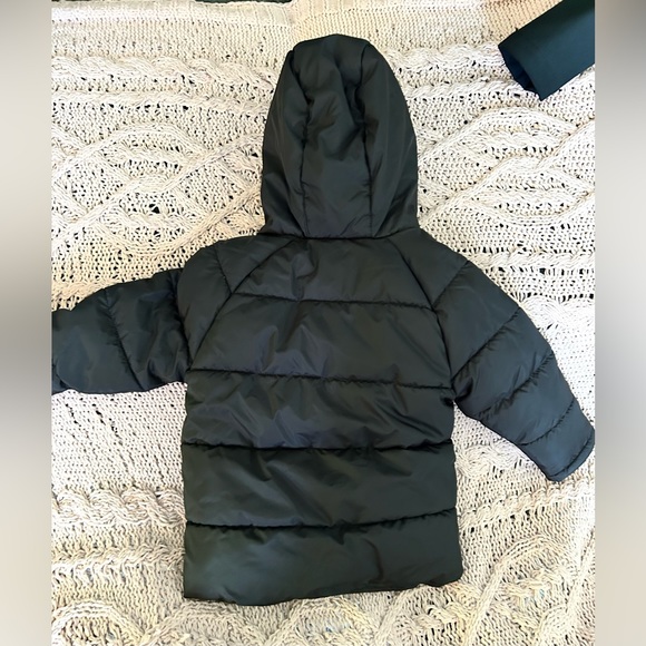 Winter coat - Picture 2 of 6